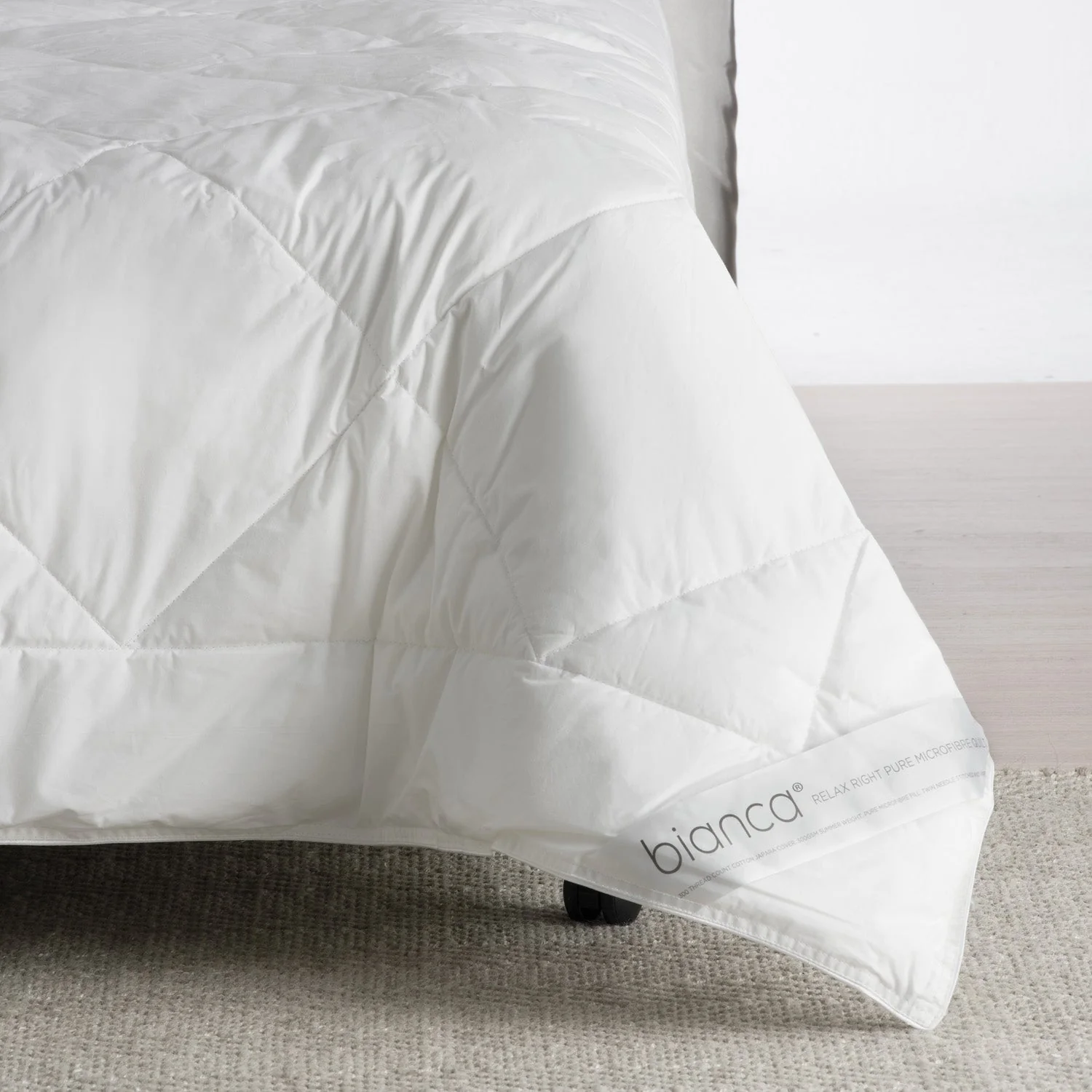 Relax Right Microfibre Summer Quilt - Image 2
