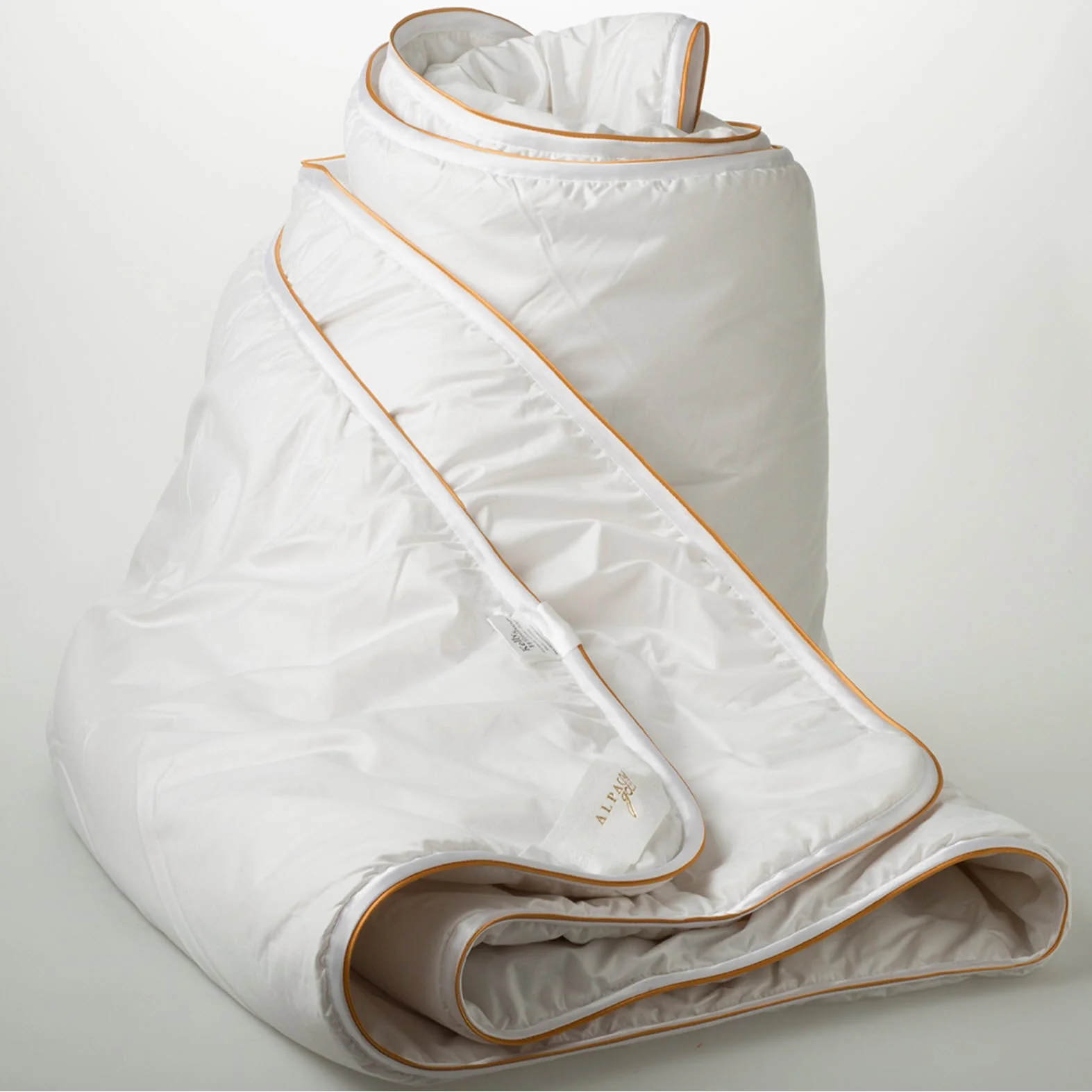 Alpaca Gold 600 Quilt - Image 3