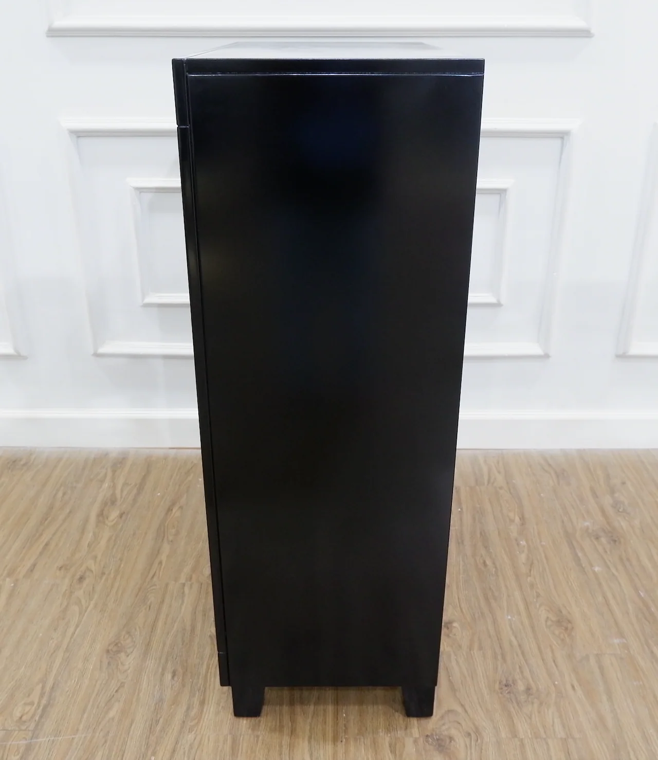 Magdeburg Chest Of Drawers - Black - Image 6